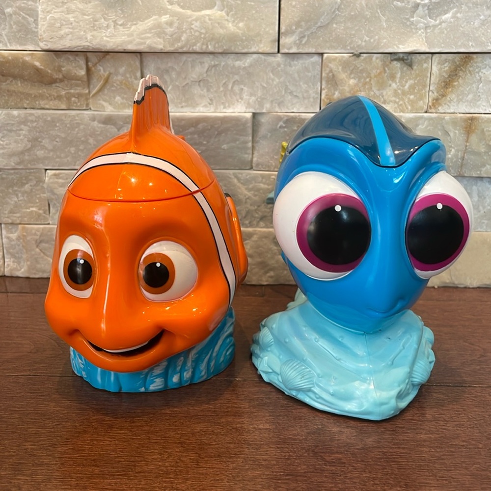 Disney On Ice Flip Top Mugs